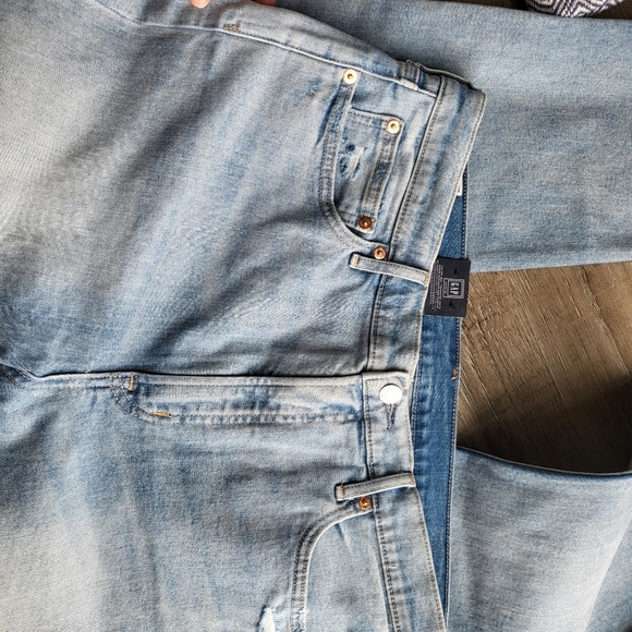Gap Jeans - Picture 6 of 9